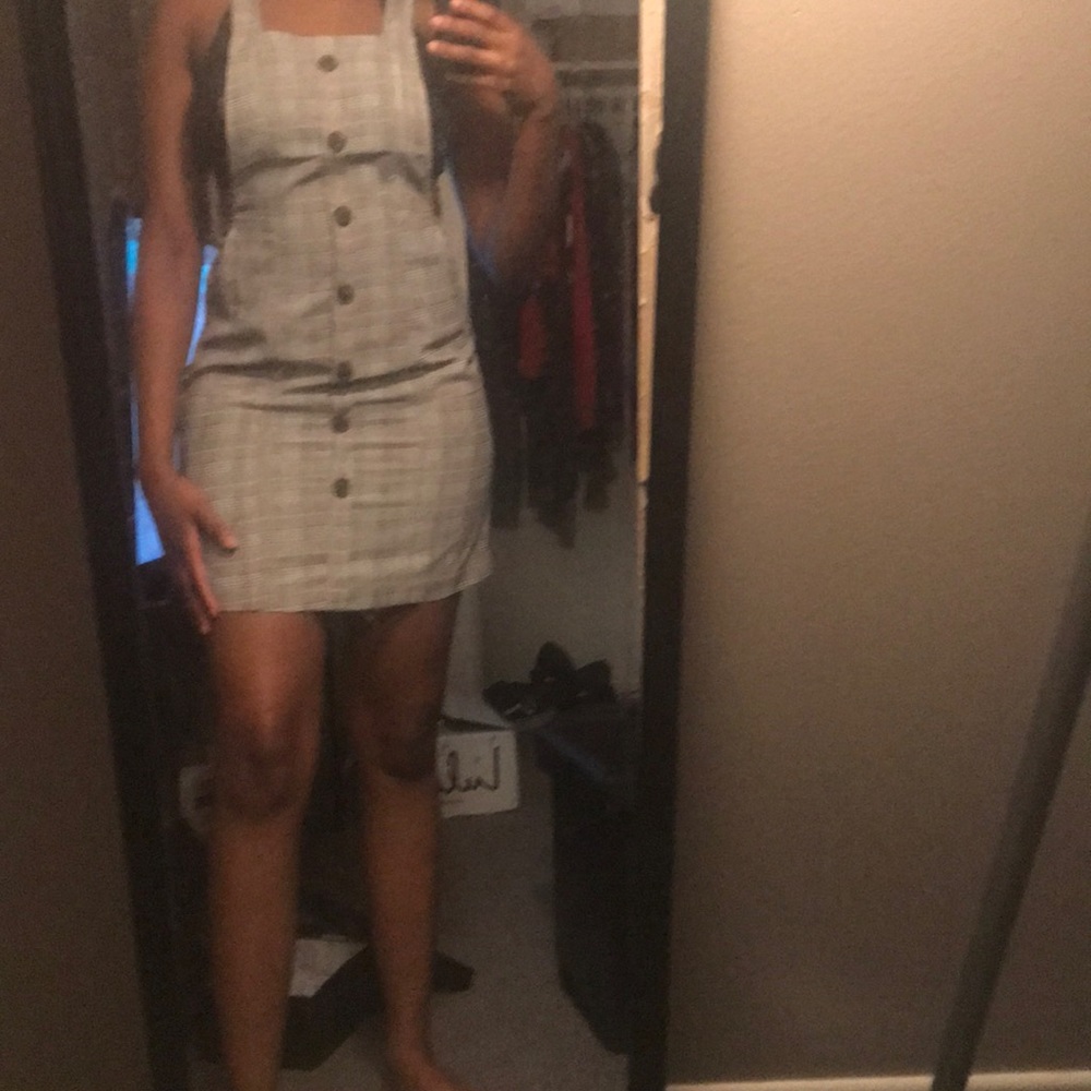 Pinafore dress